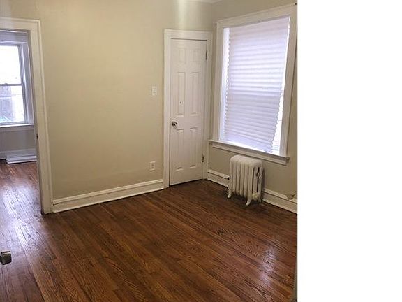 3rd image of 7931 S Langley Ave #2
