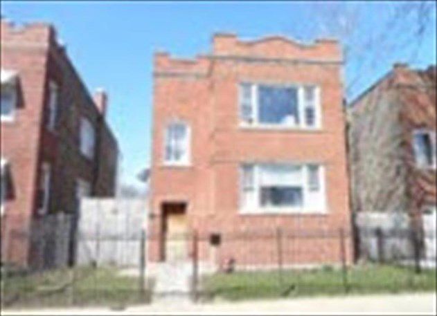 1st image of 4870 W Wabansia Ave