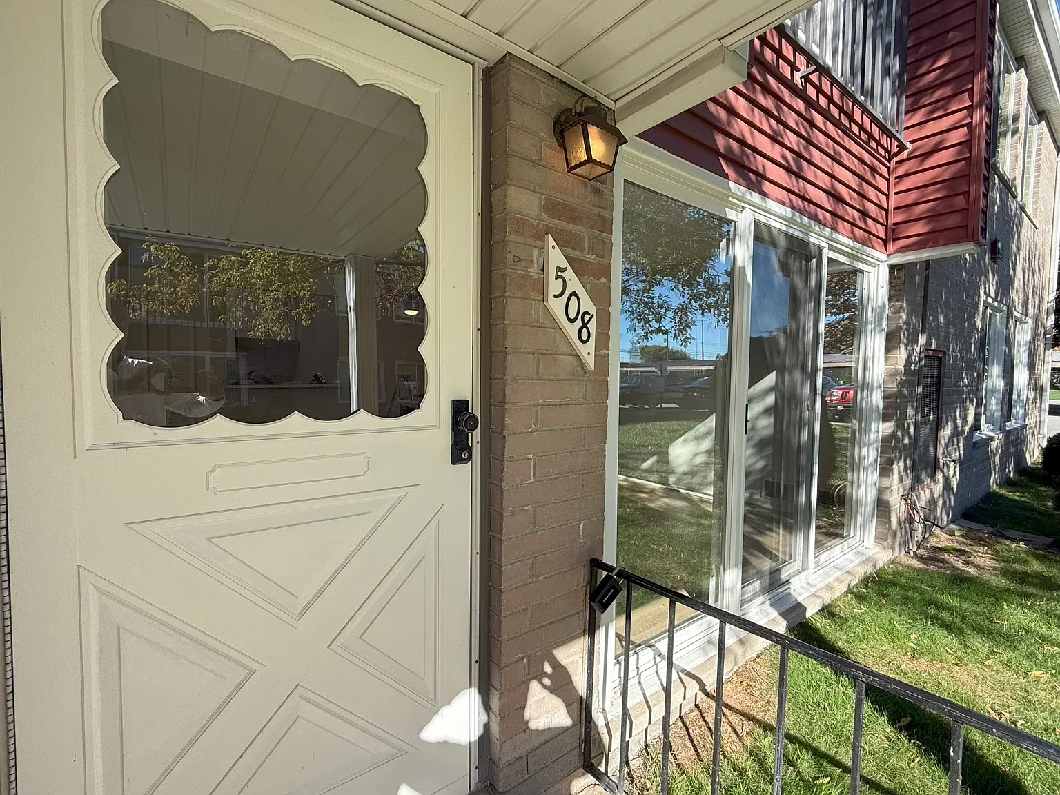 2 bed, 978 sqft, $1,600 — Photo 3