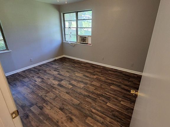 4th image of 3832 Claiborne Ave
