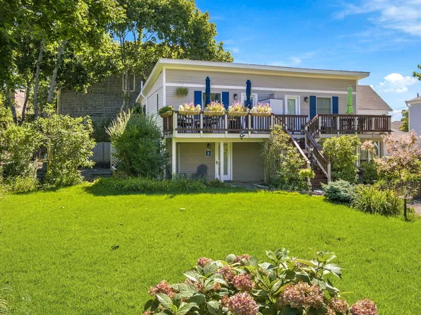 25 Winthrop Street Unit 1, Provincetown, MA 02657