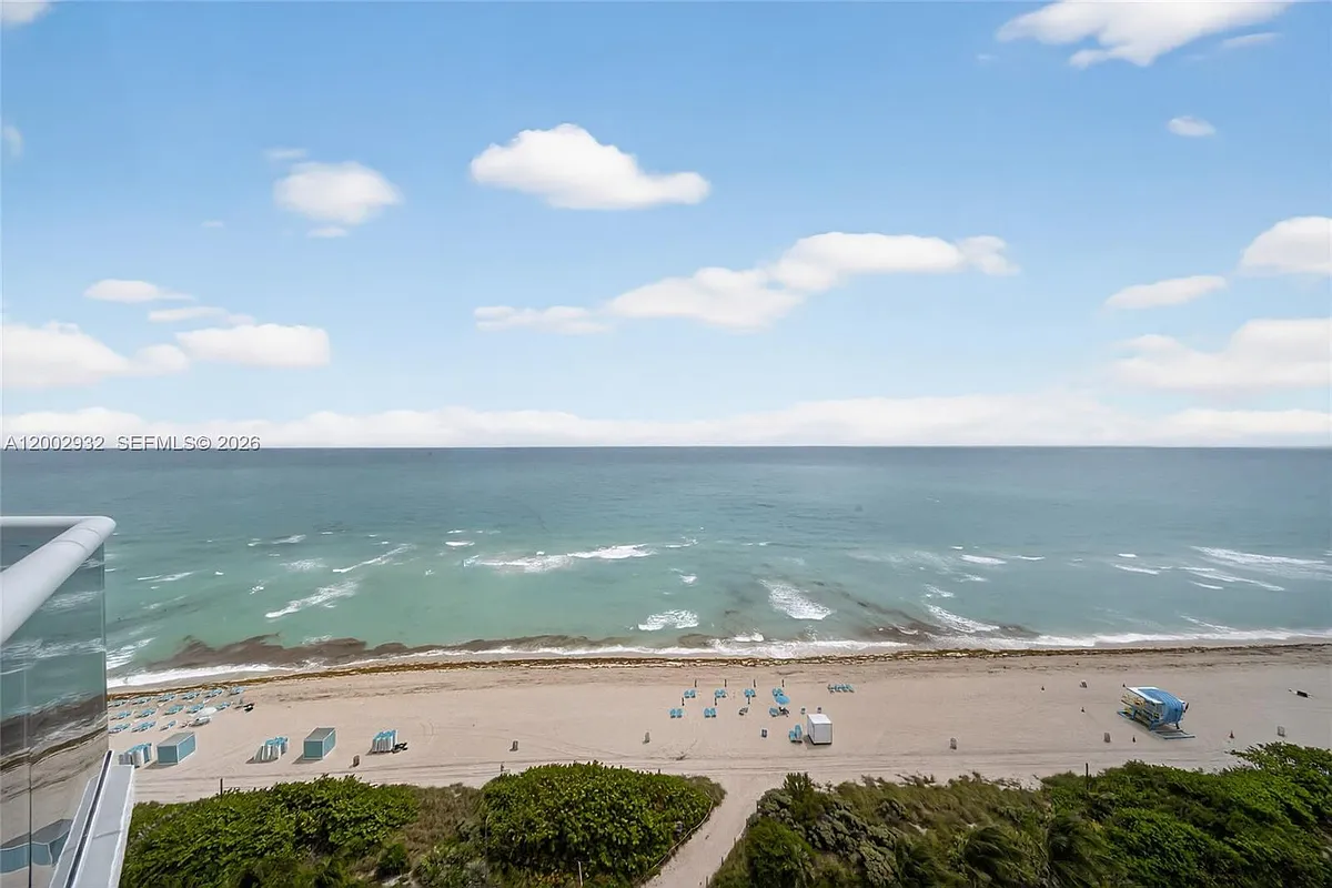Building Photo - 6767 Collins Ave #1609