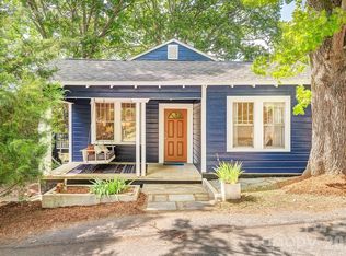 33 Green Oak Rd, Asheville, NC 28804