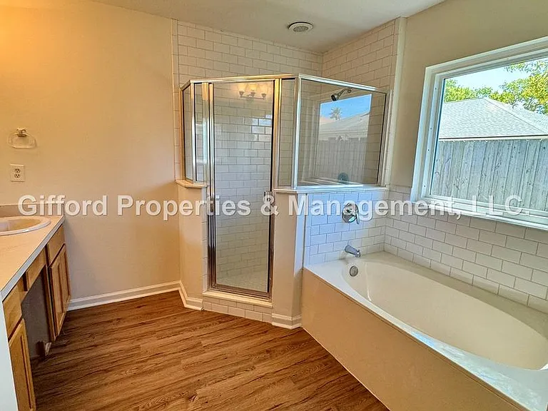 12288 Harbor Winds Dr N — Photo 13