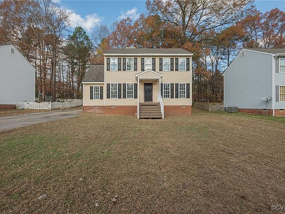 2nd image of 12130 Warfield Estates Dr