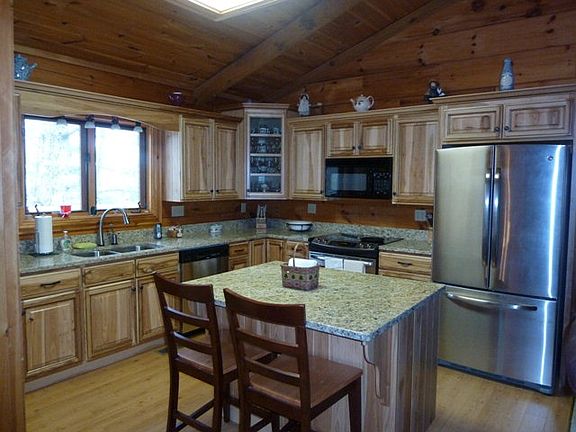4th image of 214 Shenandale Dr