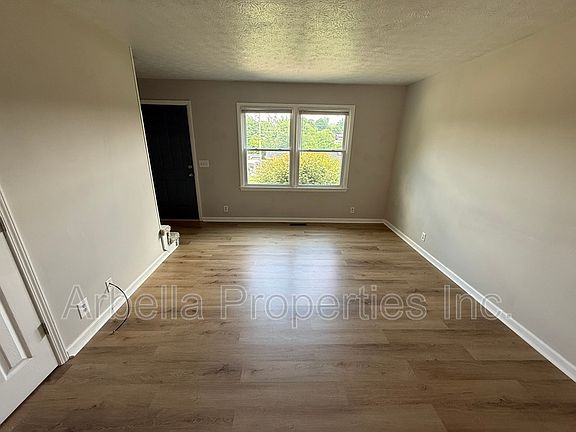 5th image of 956 Kendrick Creek Rd APT 11