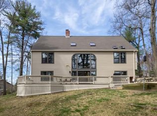 9 Treetops Ln, Danvers, MA 01923