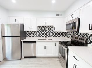 2302 N 29th St APT 3, Phoenix, AZ 85008