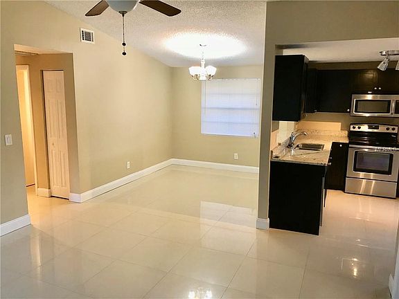 3rd image of 8201 Olivewood Pl