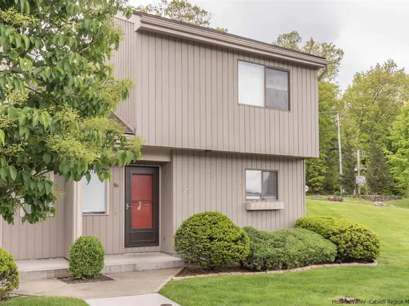 86 Rondout Hbr Unit 4, Port Ewen, NY 12466