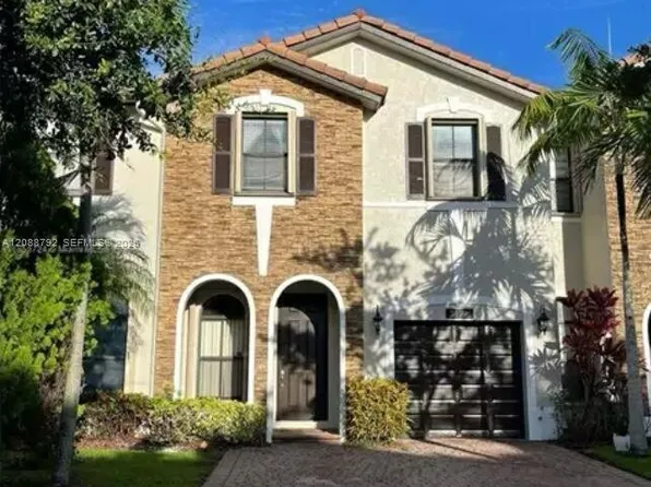3178 NW 103rd Pl, Doral, FL 33172