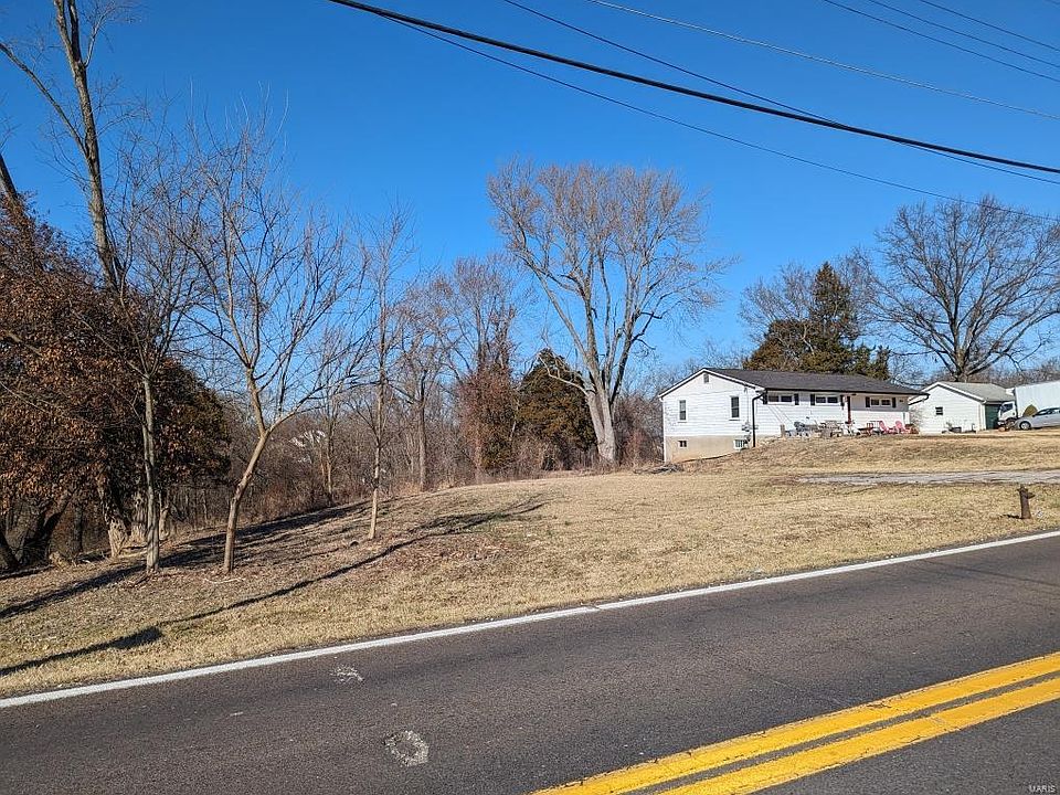 2nd image of 6149 Erb Rd