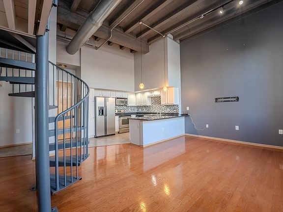 3rd image of 110 N 3rd St Unit 606