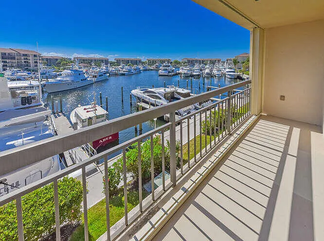 2601 Marina Isle Way #303 — Photo 2