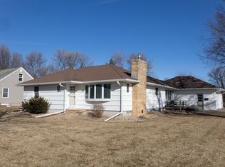 204 Clary St W, Worthington, MN 56187