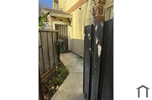 1758 Cross Way #150 Photo 1