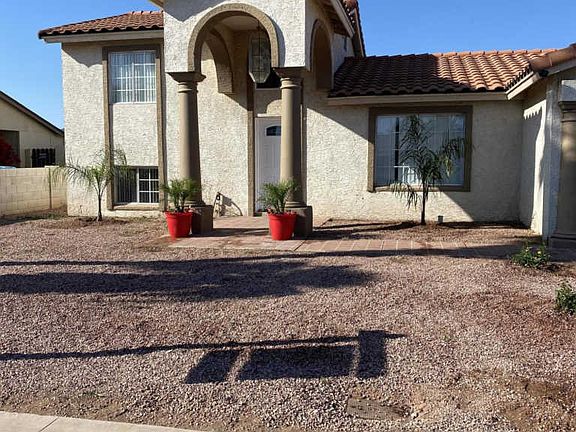 3rd image of 4536 E Lynne Ln
