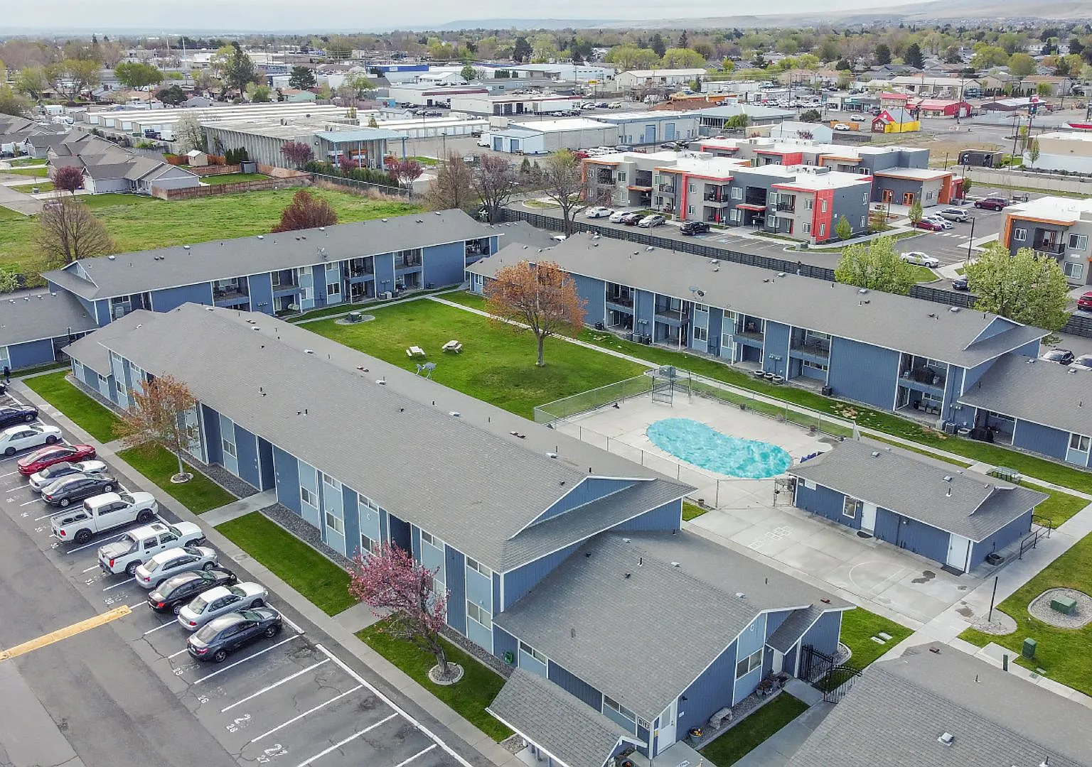 Wendover Apartments — Photo 4