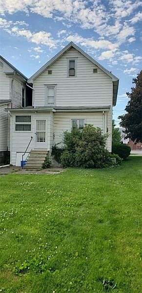 2nd image of 107 W Union St