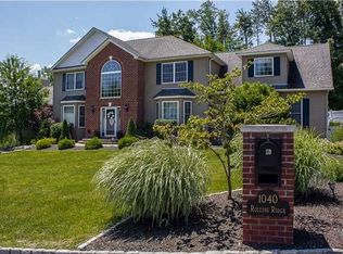 1040 Rolling Rdg, New Windsor, NY 12553