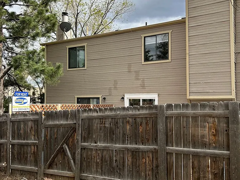 1504 Crestone Ave #B — Photo 19