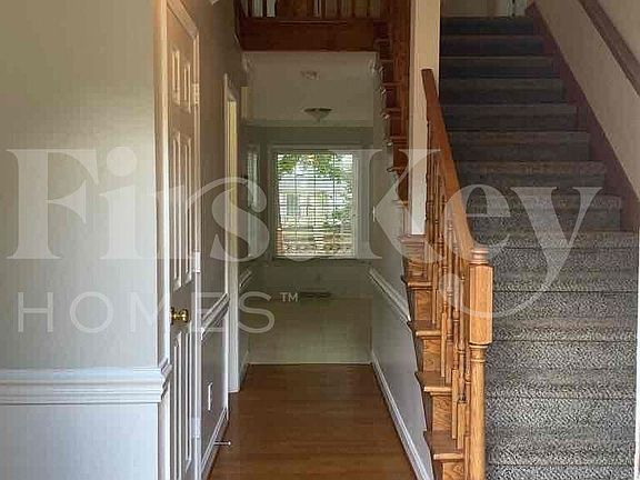 2nd image of 110 Longbridge Dr