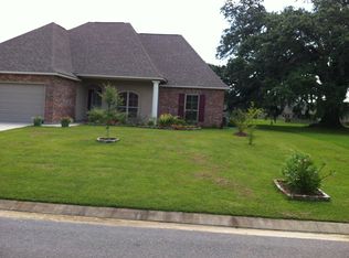 13316 Rue Maison Blvd, Gonzales, LA 70737