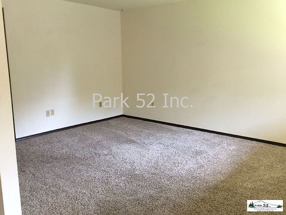 5th image of 12708 A St S APT 3