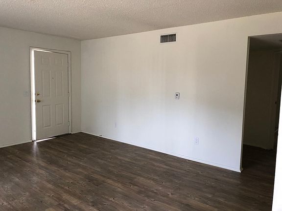 5th image of 8080 Nightingale Way