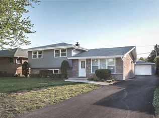 7612 Sholer Ave, Bridgeview, IL 60455