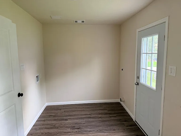 2312 Ross St — Photo 5