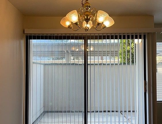 ad_photos_dining_room_9_11032025