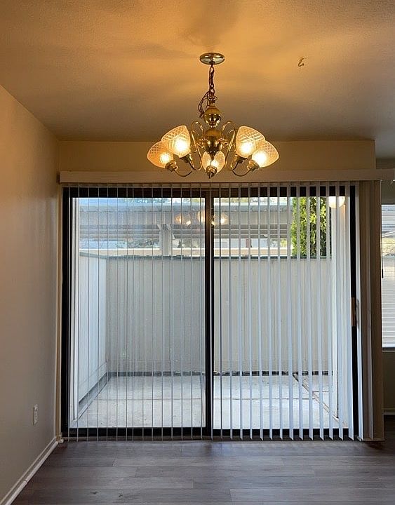 ad_photos_dining_room_9_11032025