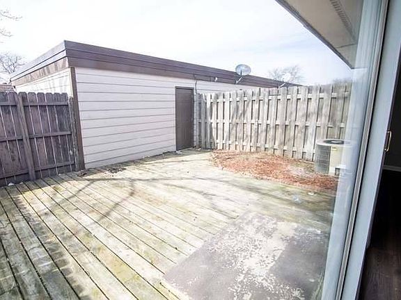 2nd image of 5561 Santa Cruz Dr