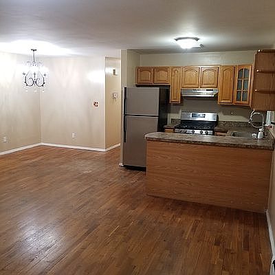 2nd image of 140-38 Charles Ln #2