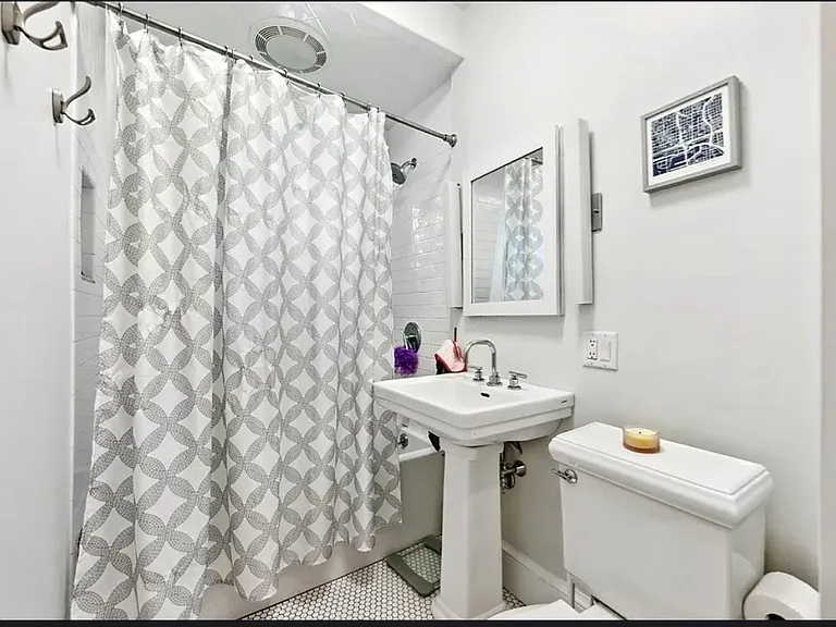 26 Medfield St #2 — Photo 6