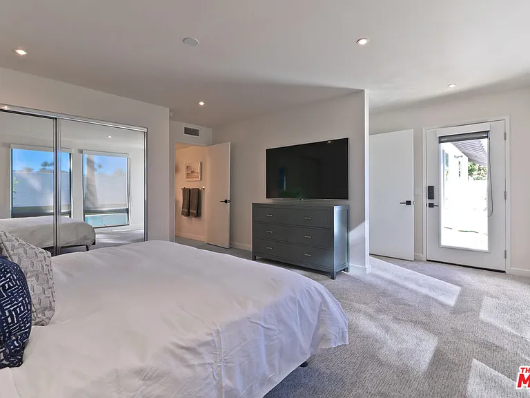 3545 Ridgeview Cir — Photo 18