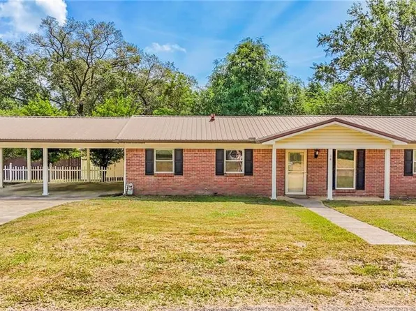 14 Lafayette Dr, Saraland, AL 36571