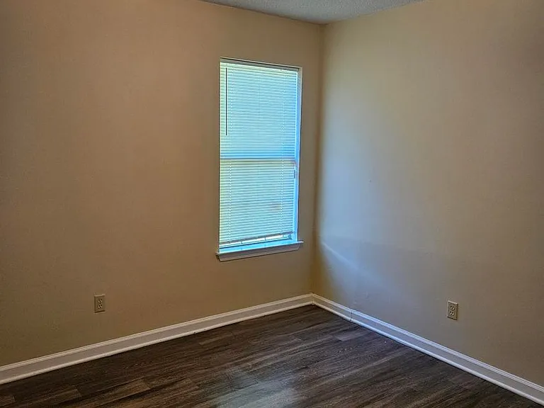 4647 Blue River Cv — Photo 8