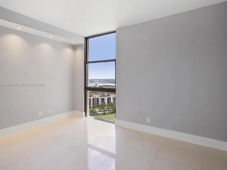 20301 W Country Club Dr #2622 — Photo 28