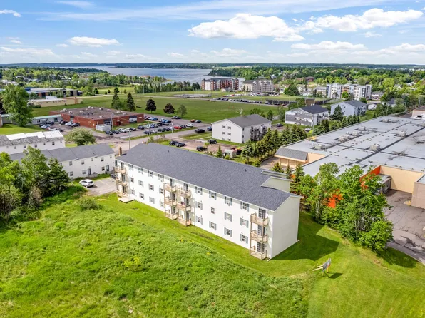 49 Burns Ave #306, Charlottetown, PE C1E 0B9