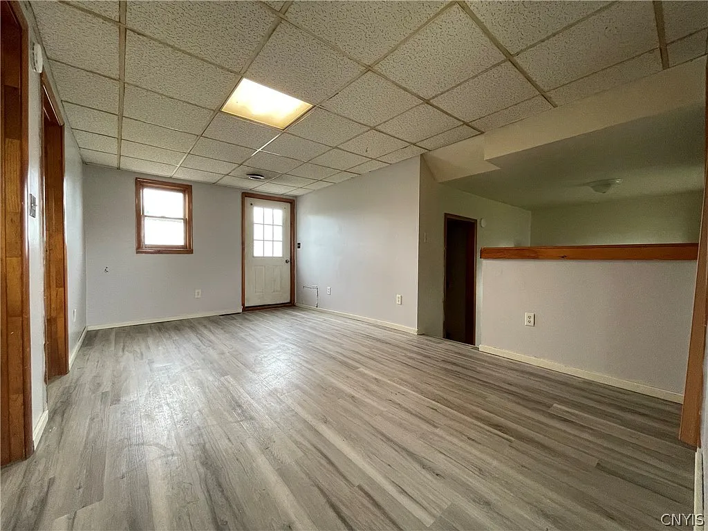 2 bed, 1.0 bath, 700 sqft, $1,000 — Photo 2