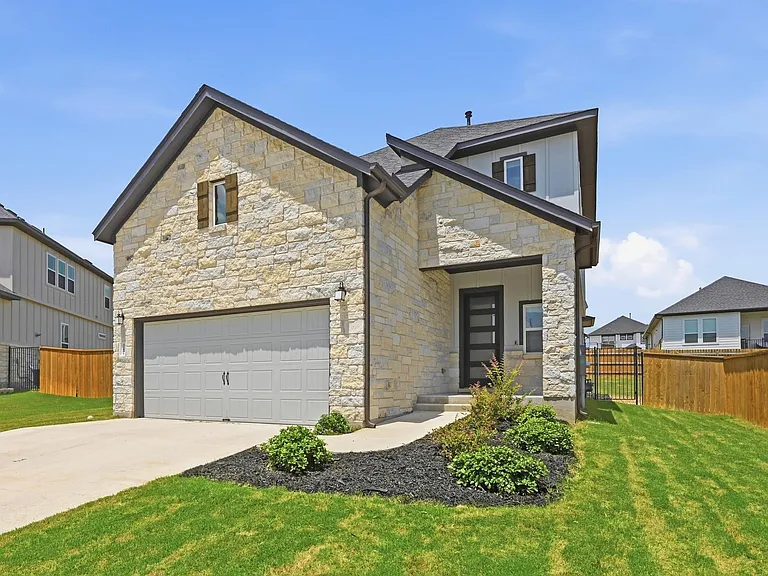 11808 Seaside Woods Dr — Photo 1
