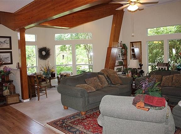 5th image of 103 Noweta Pl