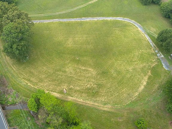 4th image of 8318 Highway 52
