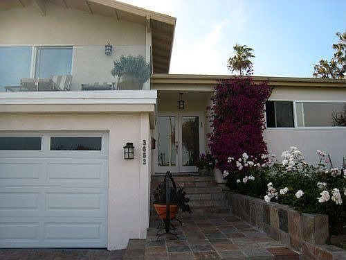 3rd image of 3653 Seahorn Dr