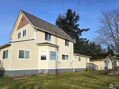 1205 Cedar Street, Raymond, WA, 98577