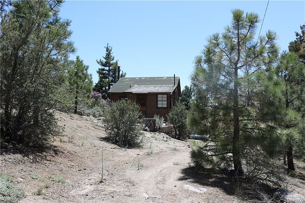37 Lakeview Trl, Fawnskin, CA 92333 MLS 32300657 Zillow