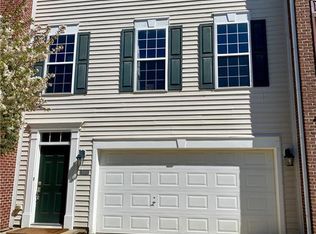 9464 Tanhurst Dr, Indianapolis, IN 46250